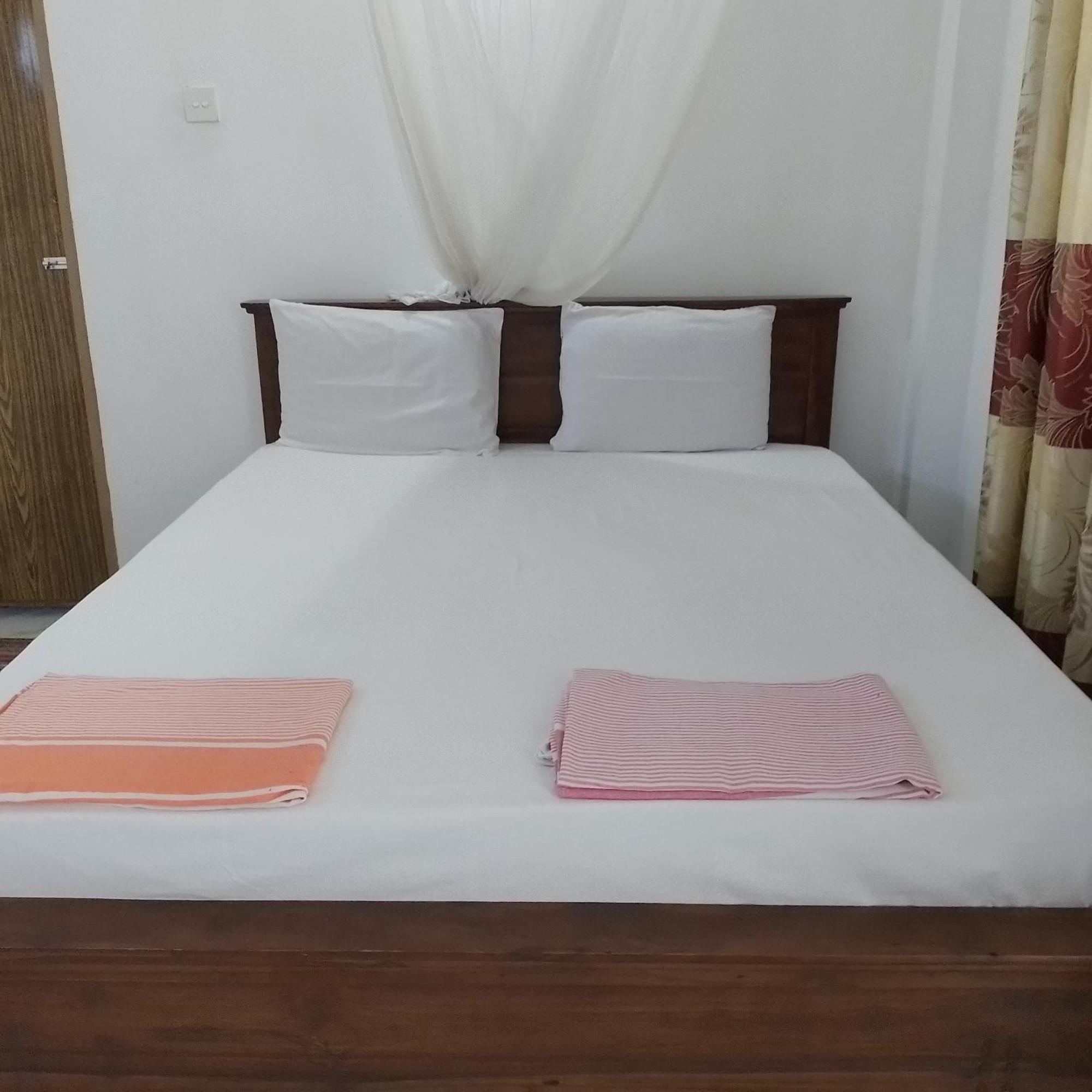 Sea Side Bay House Hotel Weligama Phòng bức ảnh